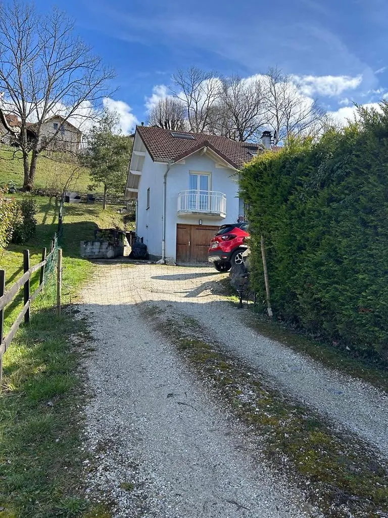 Tiny Gite Le Roscoland A La Marc'Quize, Avec Dortoir Mansarde, Piscine Partagee, A Debordement En Exterieur, Bain Nordique A 38 Degres En Prestation Supplement Sur Reservation Horaire Anticipee 1 Place De Parking Gratuite Sur Place Mouxy