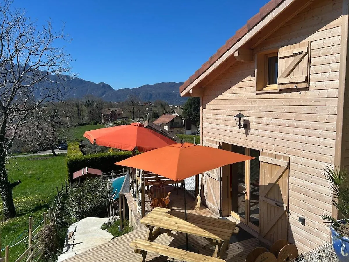 Tiny Gite Le Roscoland A La Marc'Quize, Avec Dortoir Mansarde, Piscine Partagee, A Debordement En Exterieur, Bain Nordique A 38 Degres En Prestation Supplement Sur Reservation Horaire Anticipee 1 Place De Parking Gratuite Sur Place Mouxy Holiday home